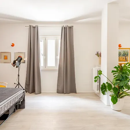 Just Here - L'artista Apartament *