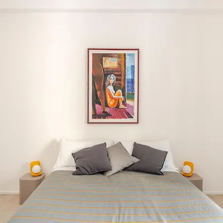 Just Here - L'artista Apartament